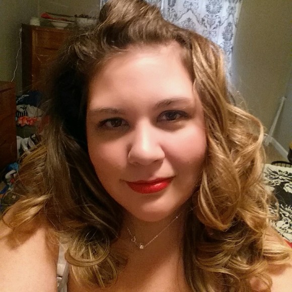 Meet your Posher, Andrea
