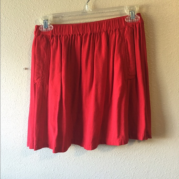 Cooperative red skirt