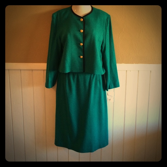 ❌sold❌❌NWOT Vintage 1970's Appleseeds Teal Suit