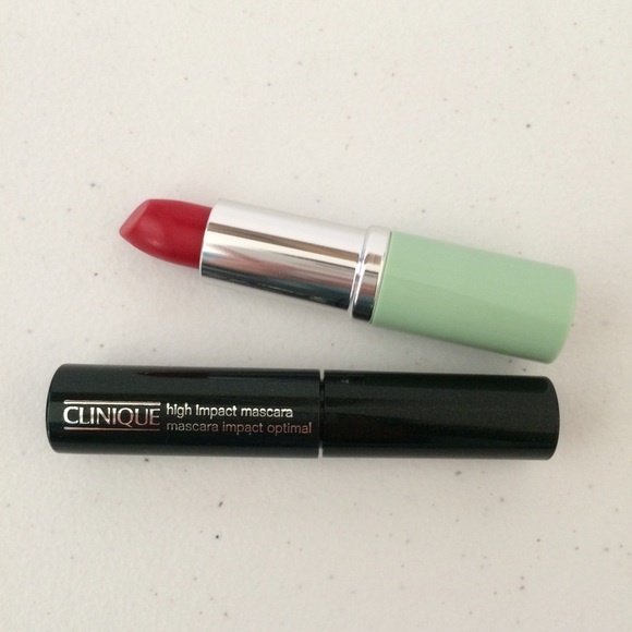 Clinique makeup bundle - Picture 2 of 4