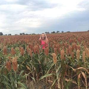 Meet your Posher, Brooke