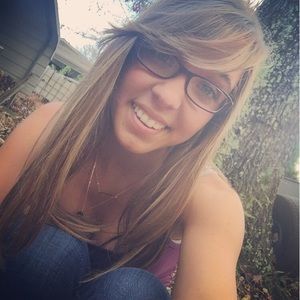 Meet your Posher, Katlin