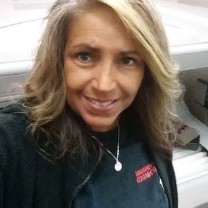 Meet your Posher, Bobbie