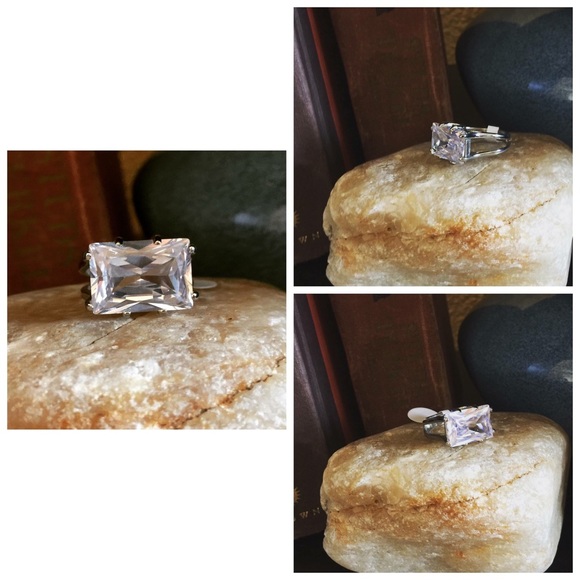 Stainless steel gemstone ring