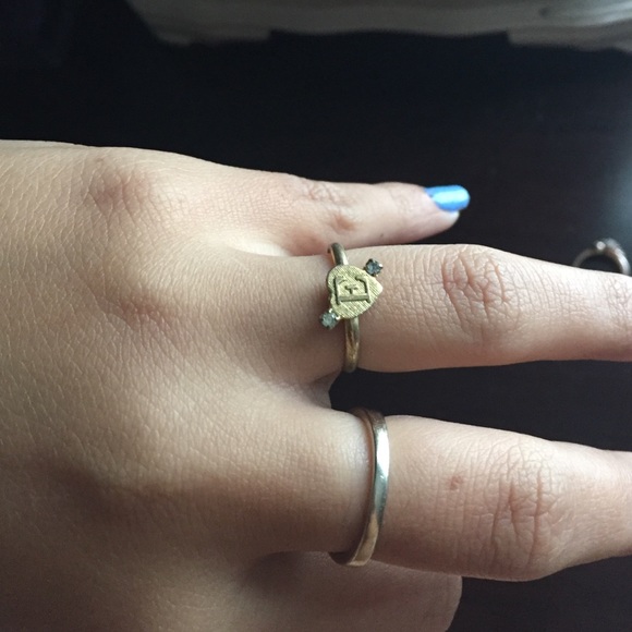 Ring - Picture 2 of 2