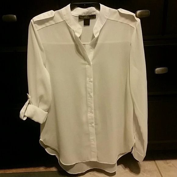 👚Dressy Blouse👚 - Picture 2 of 2