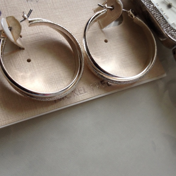 All for sale. - Picture 2 of 8