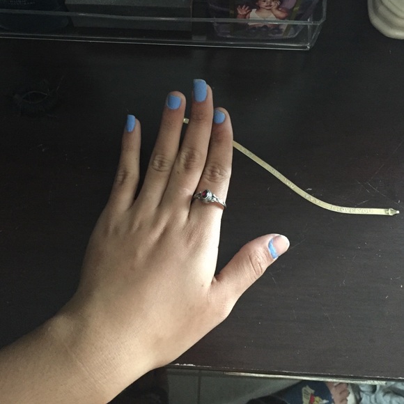Ring - Picture 3 of 3