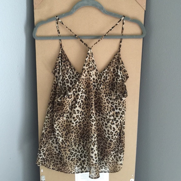 Cheetah patterned top - Picture 2 of 3