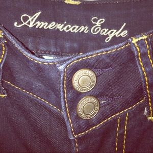 🎉PRICE DROP-AE dark denim jeans.