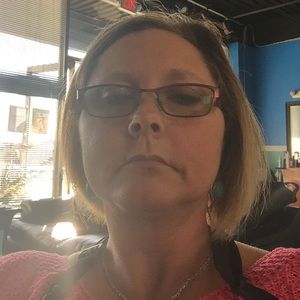 Meet your Posher, Karen