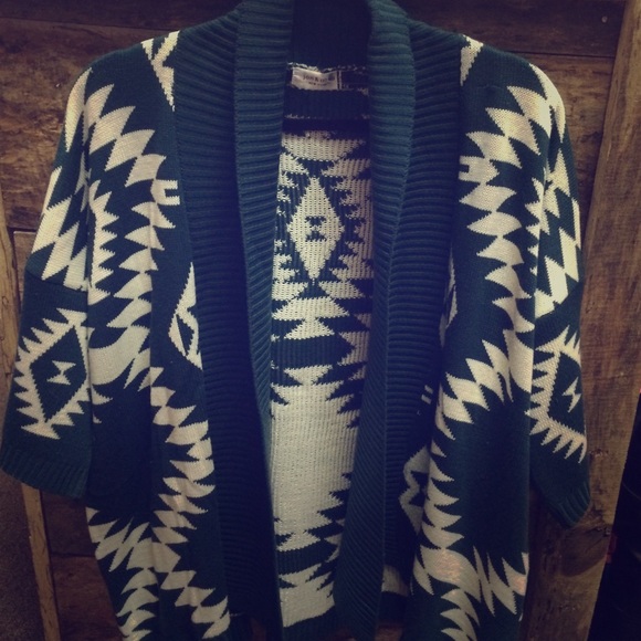 Aztec print open front sweater