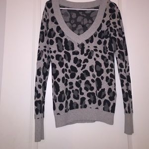 🎩PRICE DROP🎩Express Black & gray animal sweater.