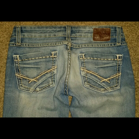 **SOLD**BKE Jeans Size 25R