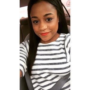 Meet your Posher, Jasmine