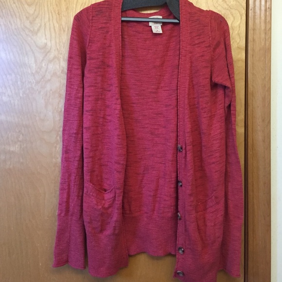 Reddish salmon cardigan