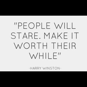 Meet your Posher, Leeann