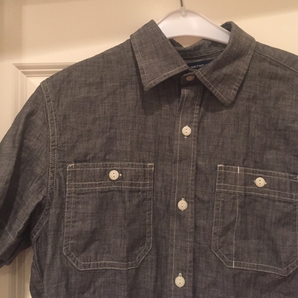 Grey short sleeve button down - Picture 1 of 4