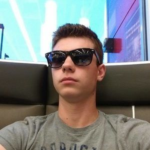 Meet your Posher, Luke