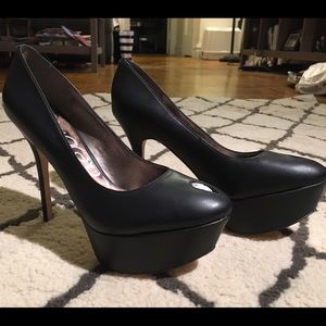 Sam Edelman Platform Pumps