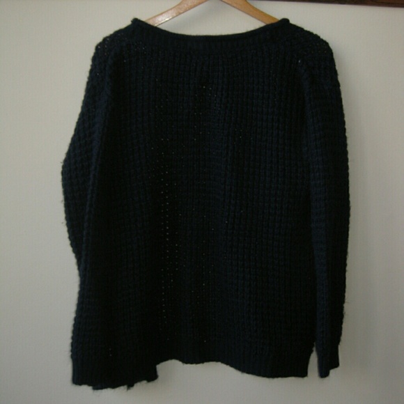 ***SOLD***Roxy navy sweater - Picture 3 of 3