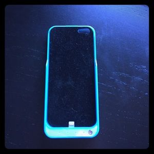 iPhone 5 Charging Case