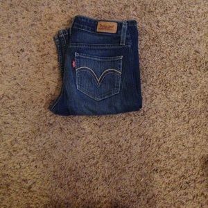 Levis