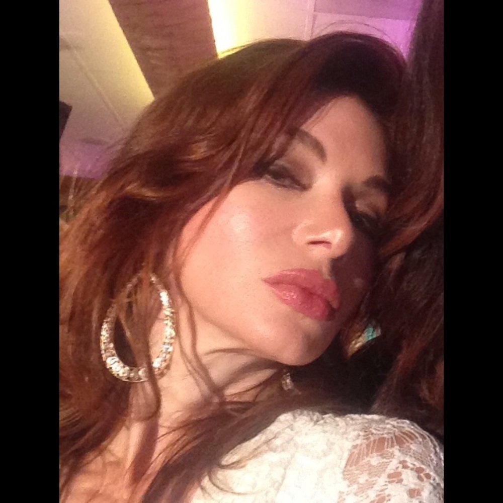 Meet your Posher, Sharon