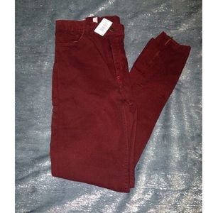 High waisted burgundy easy jeans.