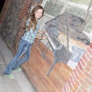 Meet your Posher, Samantha