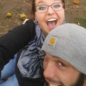 Meet your Posher, Casey