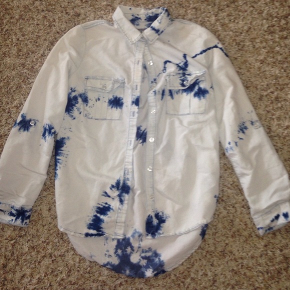 Charlotte Russe Button Up