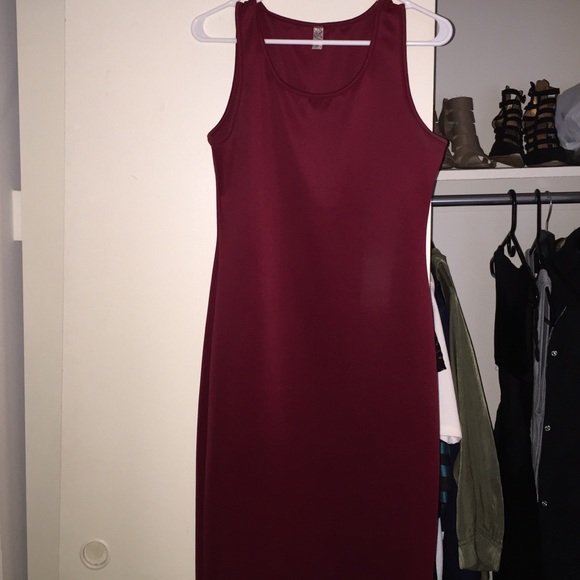 Deep blood red midi sleeveless dress