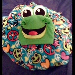 Justice snuggie blanket with sleeves