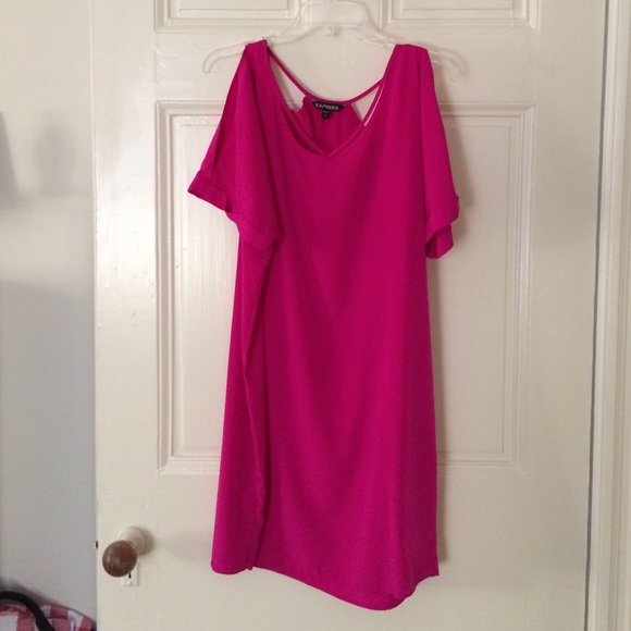 Hot pink party dress!