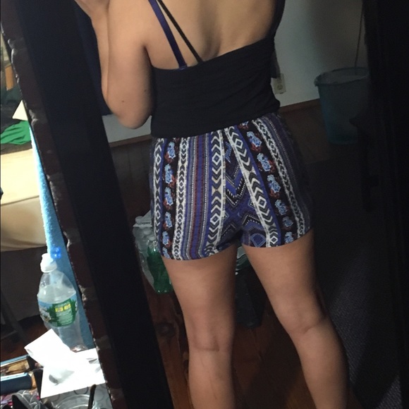 Printed Aztec shorts - Picture 4 of 4