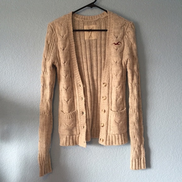 Cozy Hollister Cardigan