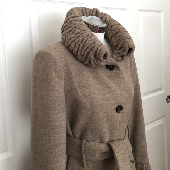 ZARA Waist Coat - Picture 1 of 4