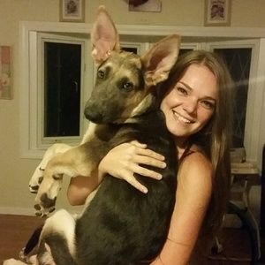 Meet your Posher, Kaylyn