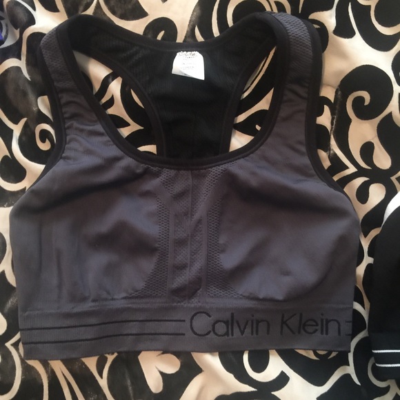 Calvin kelvin reversible sports bra