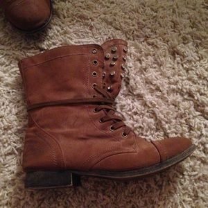 Combat boots size 7