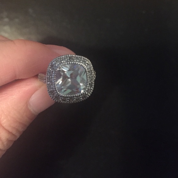 Transparent stone ring - Picture 2 of 3