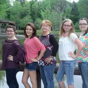 Meet your Posher, Sheena