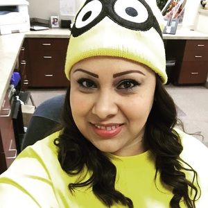 Meet your Posher, Lily