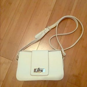 Cream mini cross-shoulder bag w/ gold hardware