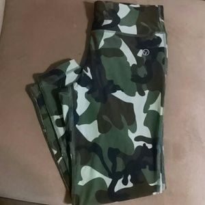 Camo workout Capri