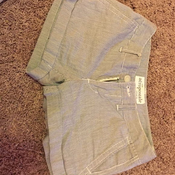 Shorts - Picture 1 of 2