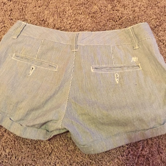 Shorts - Picture 2 of 2