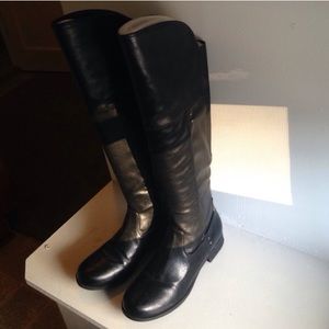 Knee high/over the knee boots