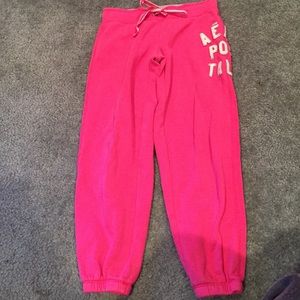 Hot pink Aeropostale cropped sweatpants